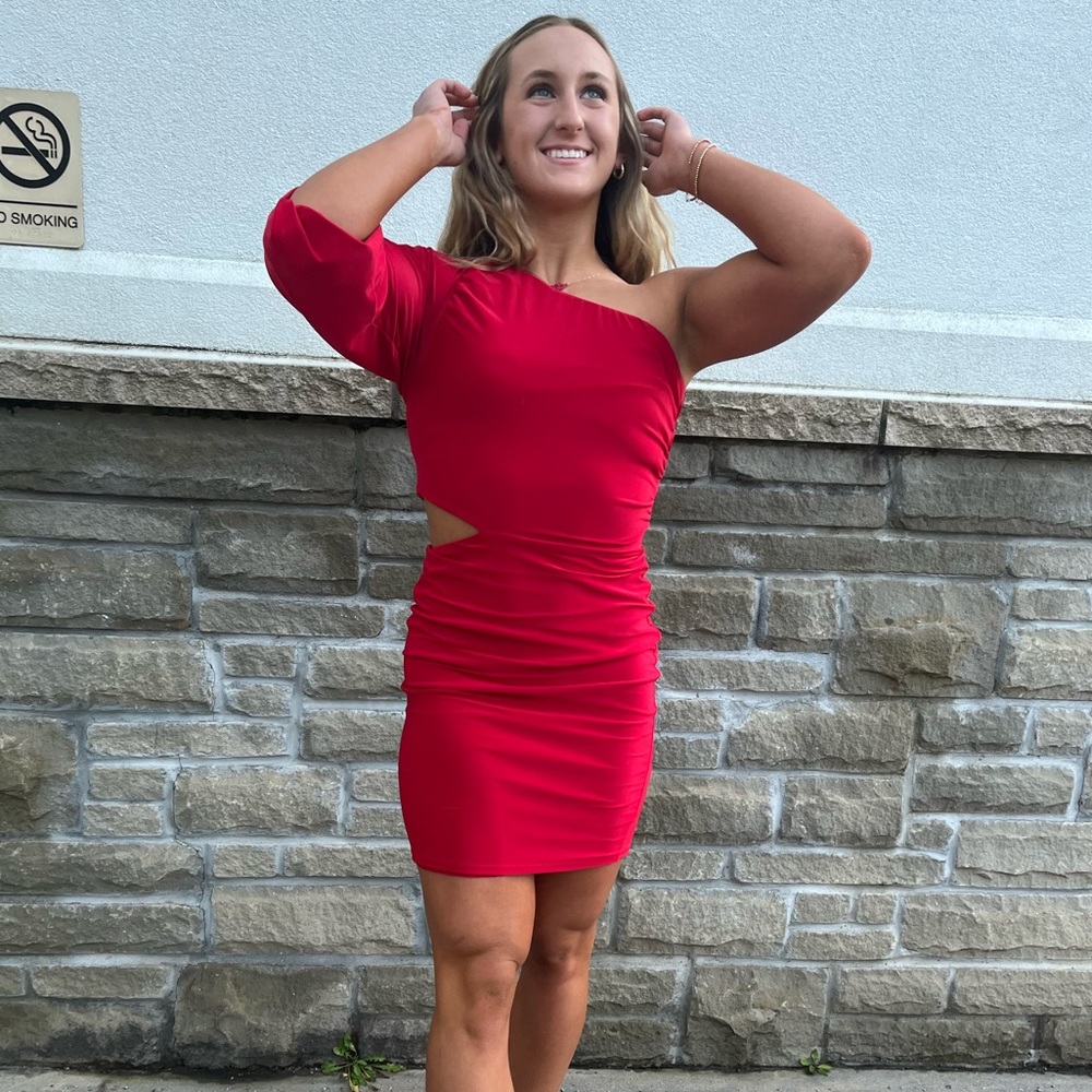 Red slit one shoulder dress!